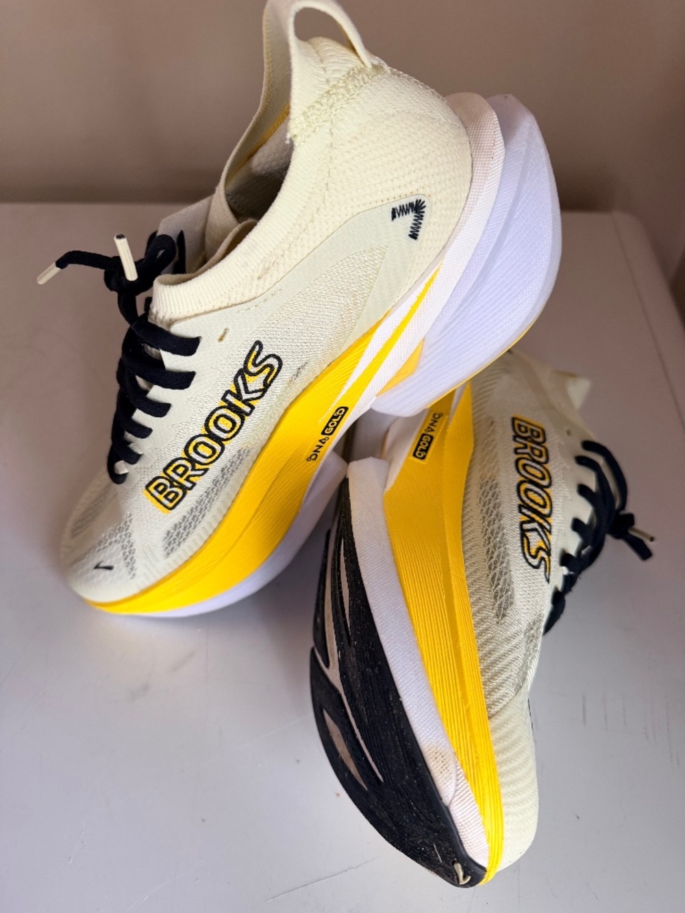Brooks Hyperion Max 3